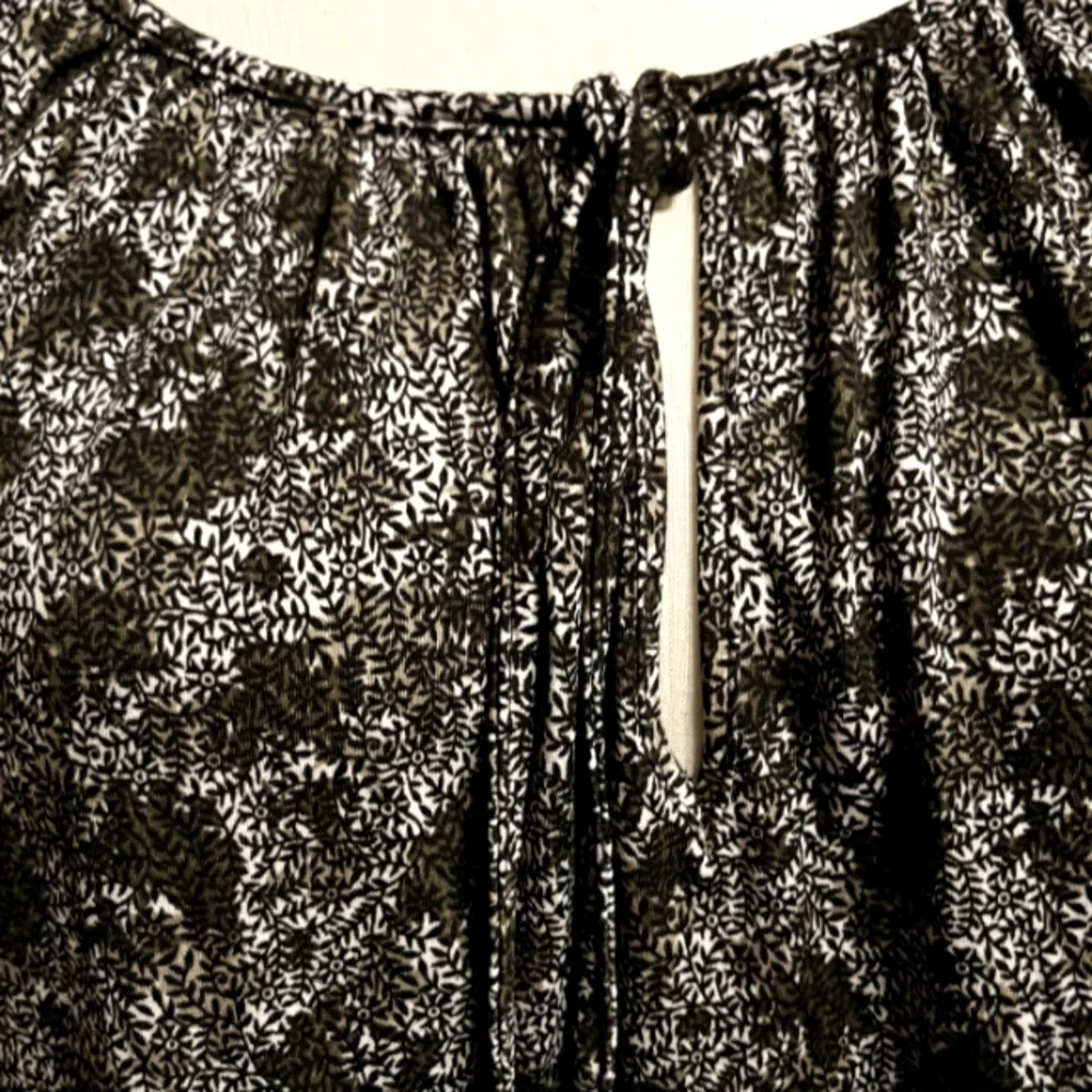 Micheal Kors dress - Picture 6 of 8